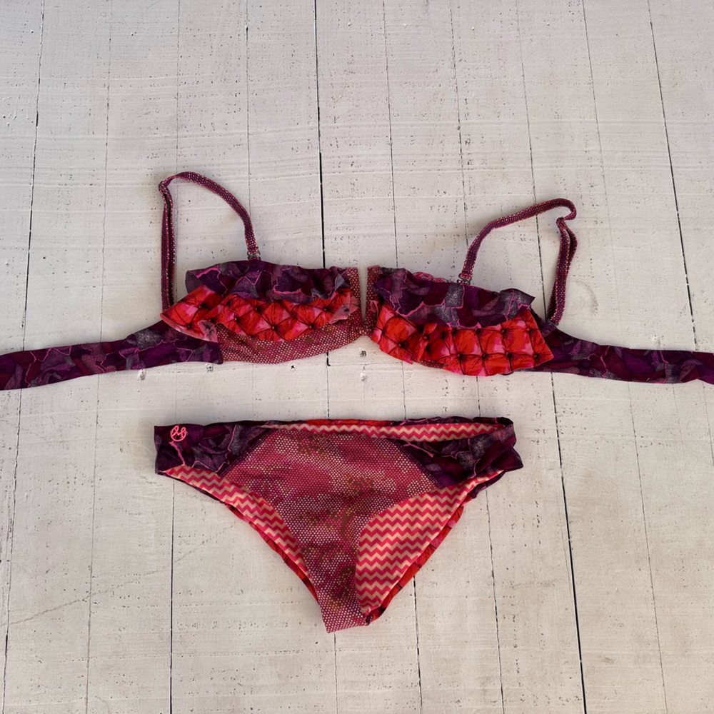MAAJI 2 piece purple bikini top small/ bottom medium